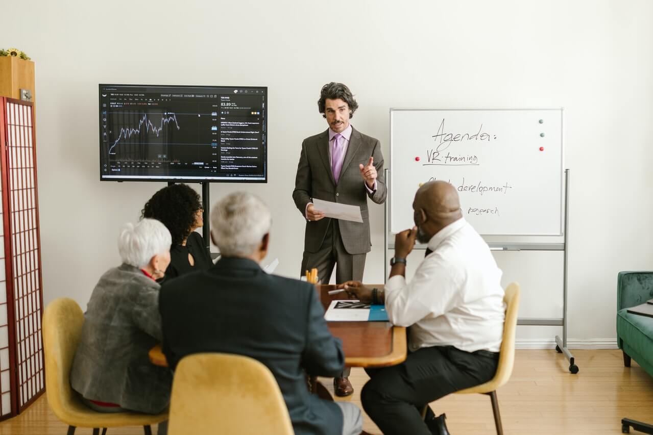 A manager getting to know his corporate donors