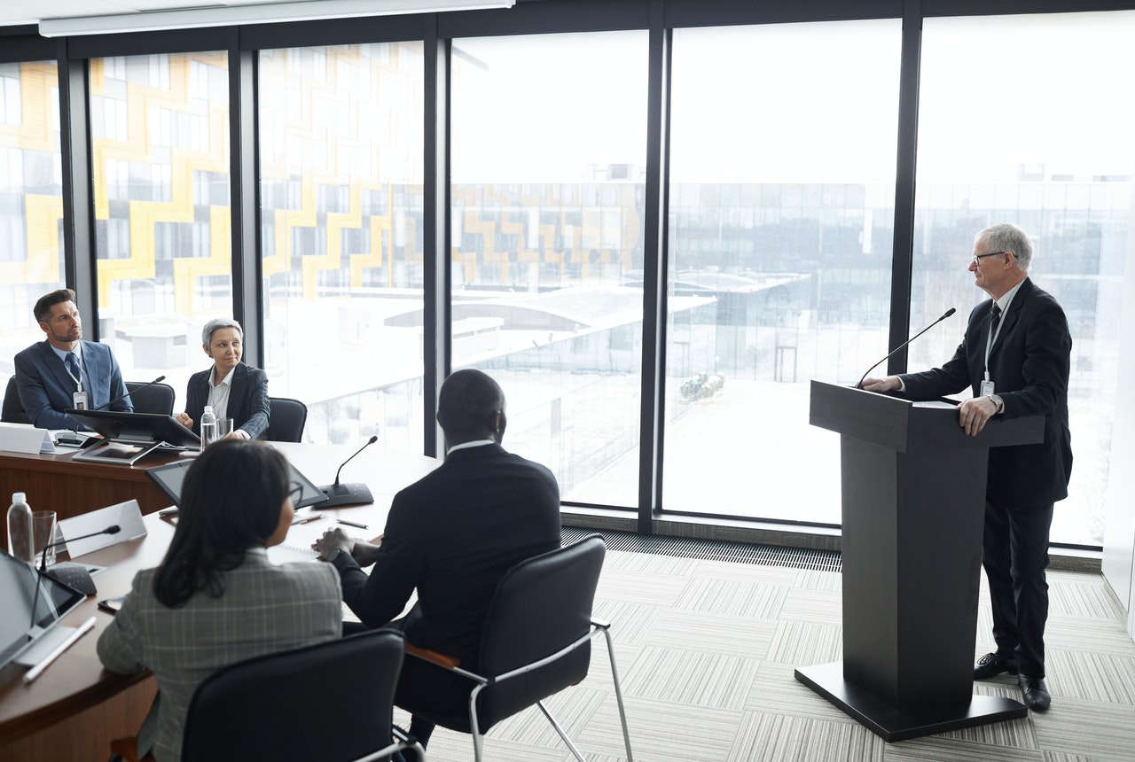 A-business-man-addressing-colleagues-in-a-meeting