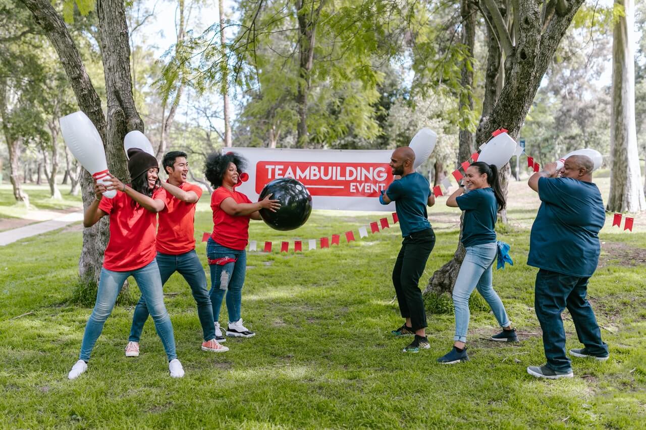 An-office-team-participating-in-a-team-building-competition