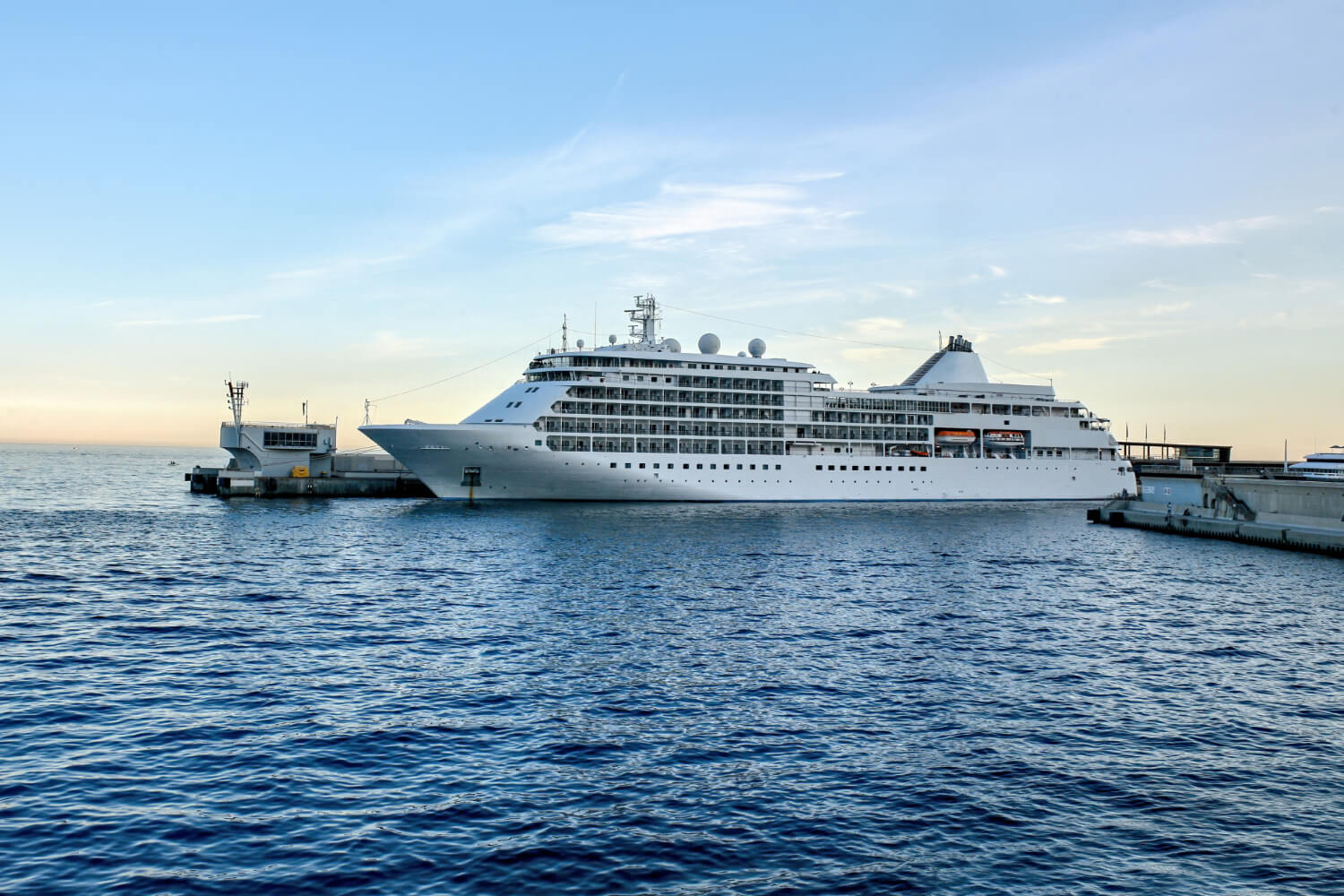 moored-ship-monaco-seaport