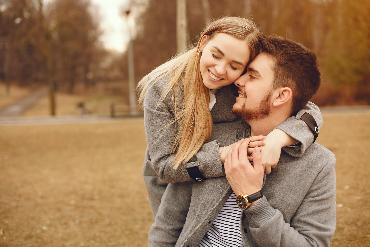 beautiful-couple-spend-time-autumn-park